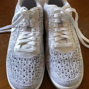 Nike fly knit sneakers